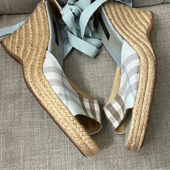 BURBERRY Nova Check Espadrille Wedges - Picture 6 of 9